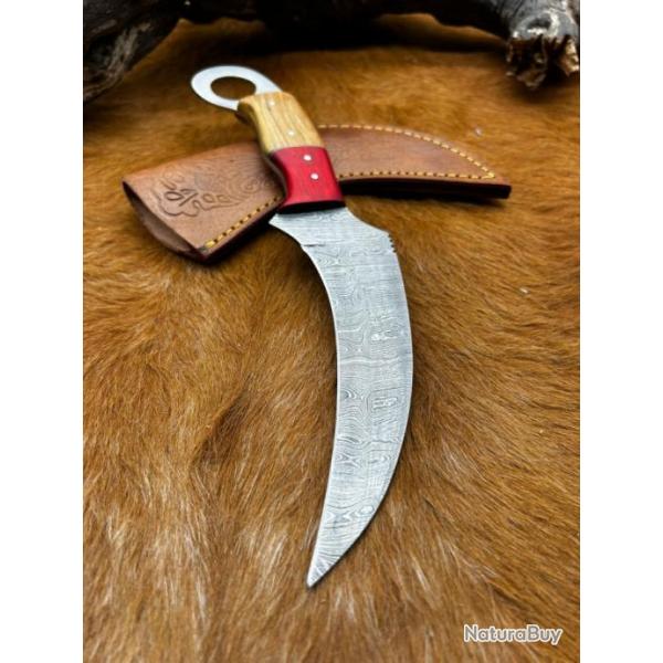 Couteau Karambit Lame Acier DAMAS 256couches manche en bois d'Olivier FabricationArtisanal Rf K35