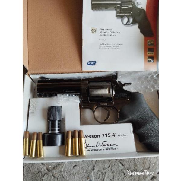 Pistolet Dan Wesson 4.5mm 357 Magnum + 18 cartouches CO2+ douilles + flchettes+ cible +billes ...