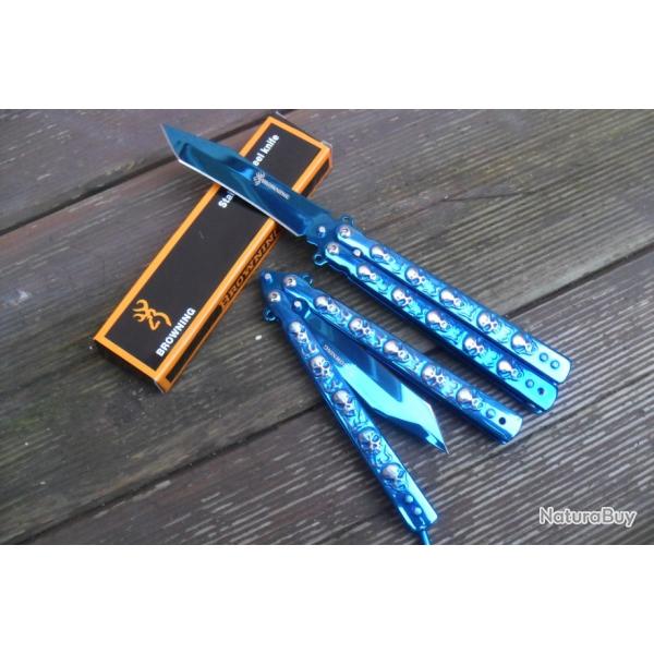 Massif Couteau Papillon Balisong Acier Bleu Poli Chrome 22 Cm Lame Tanto Manche Tetes de Mort