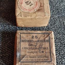 Rare boite vide en carton d'origine et d'époque pour 25 cartouches révolver cal 7mm percu centrale