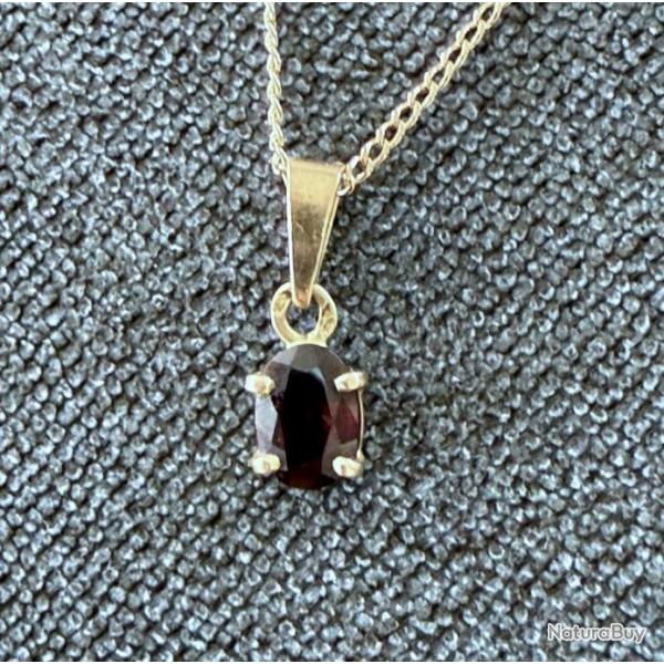 Collier or rose 18 carats avec pendentif or massif 18 carats - pierre rouge