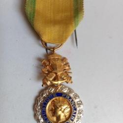 médaille valeur et discipline super état