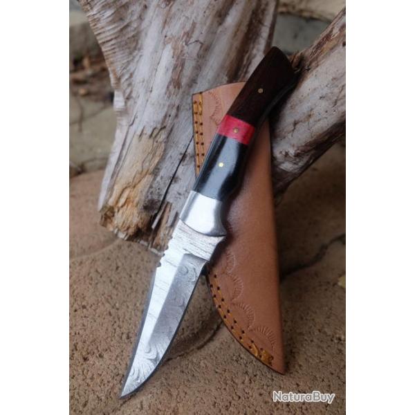 Skinner Couteau de Chasse Damas Lame Clip Point 256 Couches Manche Bois/Corne Artisanat Etui Cuir