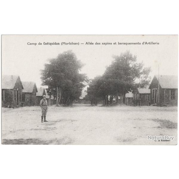 CPA MILITARIA  -  CAMP DE COTQUIDAN  -  ALLE DES SAPINS ET BARAQUEMENTS D'ARTILLERIE