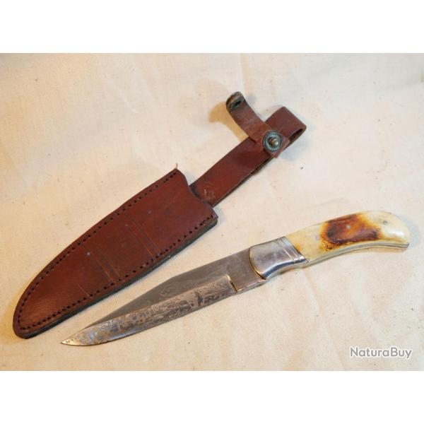 Couteau de taille moyenne genre chasse ou western lame  dcor de Hyne ref EBR24CHA011