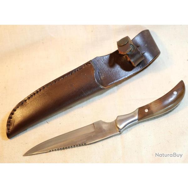 Couteau de taille moyenne chasse ou western pression OKLAHOMA - ref EBR24CHA009