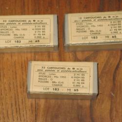 Lot de boites anciennes de 9 mm para, 32 cartouches, PM MAT 49 et PA 50.