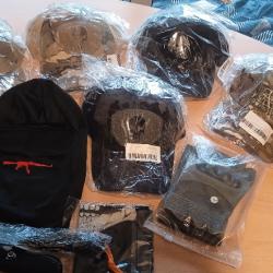 lot revendeurs cadeaux chasse tir peche camping couteau casquette glock tactique cagoule gants