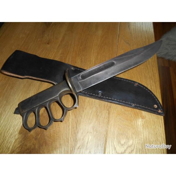 TRENCH KNIFE