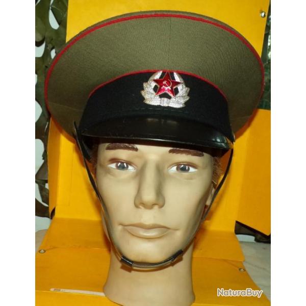 CASQUETTE MILITAIRE DE L'ARMEE RUSSE DE 1989, FABRICANTION RUSSE , TAILLE 57 , BON ETAT VOIR PHOTO .