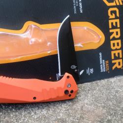 Couteau Gerber Haul Semi Automatique Lame Acier 5Cr13MoV Black Manche Orange Plunge Lock Clip