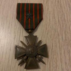 CROIX DE GUERRE FRANÇAISE 14-18 (1/2)