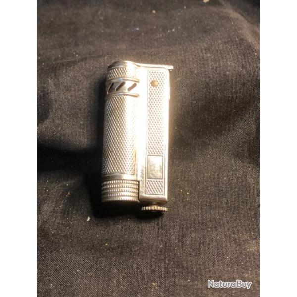 ancien briquet tempete petrol essence