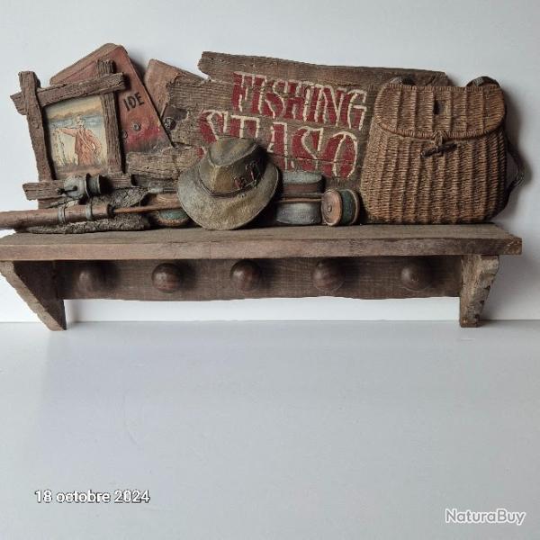 Porte-manteau mural et cadre 5 patres en rsine et bois Country Corner, thme la pche, canne  pc