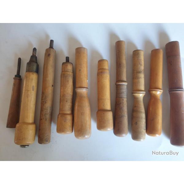 LOT de 11 outils de rechargement."desamorceurs et bourroirs"