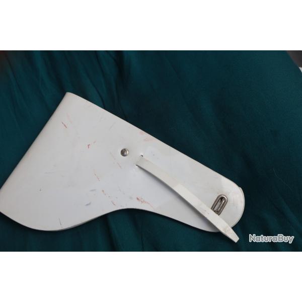 Holster en simili cuir  plastifier blanc  de Police Militaire enchre  1 euros sans prix de rserve