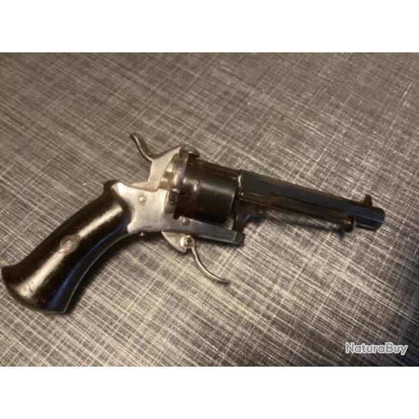 Revolver a broche type Lefaucheux