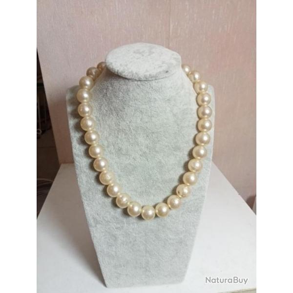 collier ancien grosse perle longueur 22 cm ferm