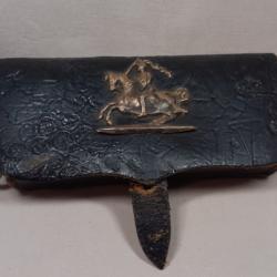 Ancienne cartouchière de chasse décoration chevalier