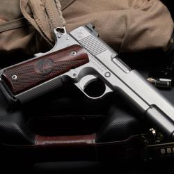 PISTOLET NIGHTHAWK CUSTOM 1911 GOVERNMENT NHC CLASSIC