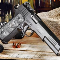 PISTOLET NIGHTHAWK CUSTOM 1911 GOVERNMENT SHADOW HAWK LONG SLIDE