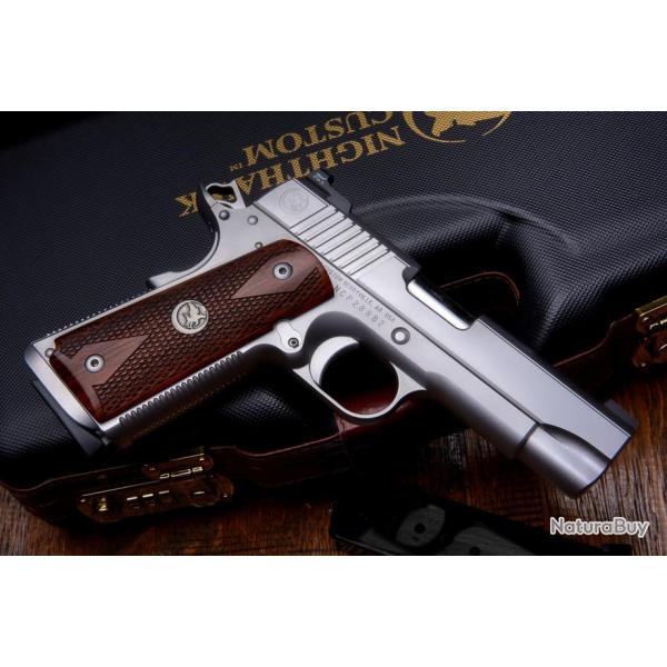 PISTOLET NIGHTHAWK CUSTOM 1911 COMMANDER BULL COMMANDER