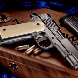 PISTOLET NIGHTHAWK CUSTOM 1911 COMMANDER VIP BLACK COMMANDER