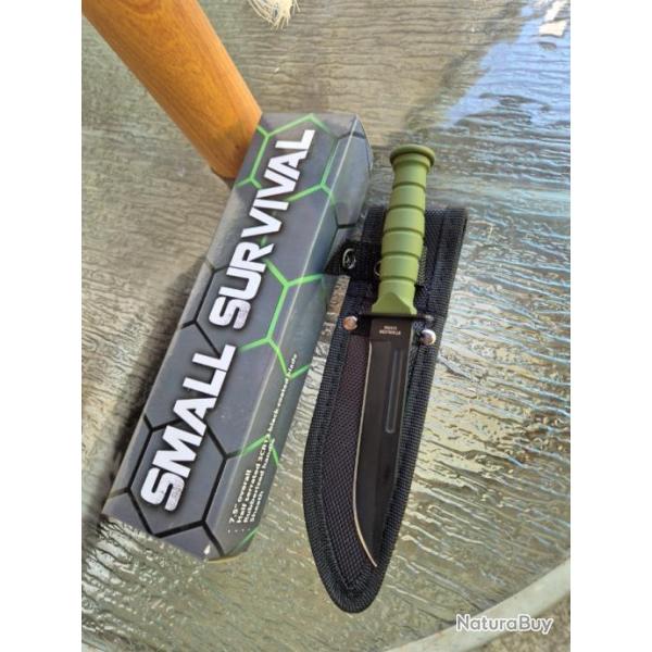 Couteau Small Survival Vert Avec Etui Etat Neuf