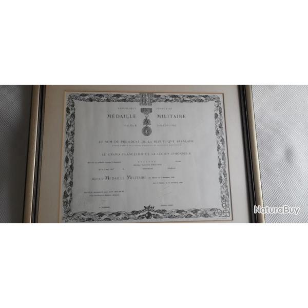 DIPLOME MEDAILLE MILITAIRE ALGERIE