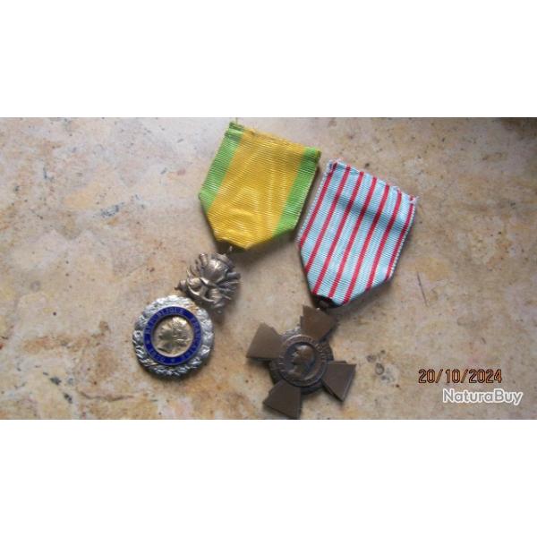 mdaille militaire + croix  1870 ww1 premire seconde guerre 14 18 39 45 la seule porte par  Ptain