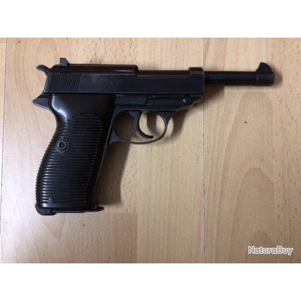 Pistolet semi automatique MAUSER P38 code BYF 42 en calibre 9x19