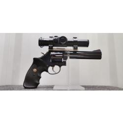 Revolver SMITH WESSON 686 cal 357  cat.B1  avec lunette