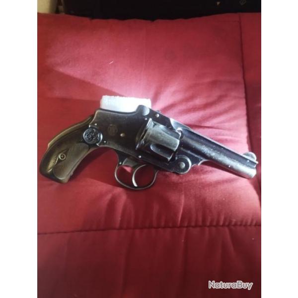 Smith &Wesson Safety systme Hammerless. CTGE .Calibre 38 Sw trs tardif.