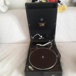 Gramophone la voix de son maitre