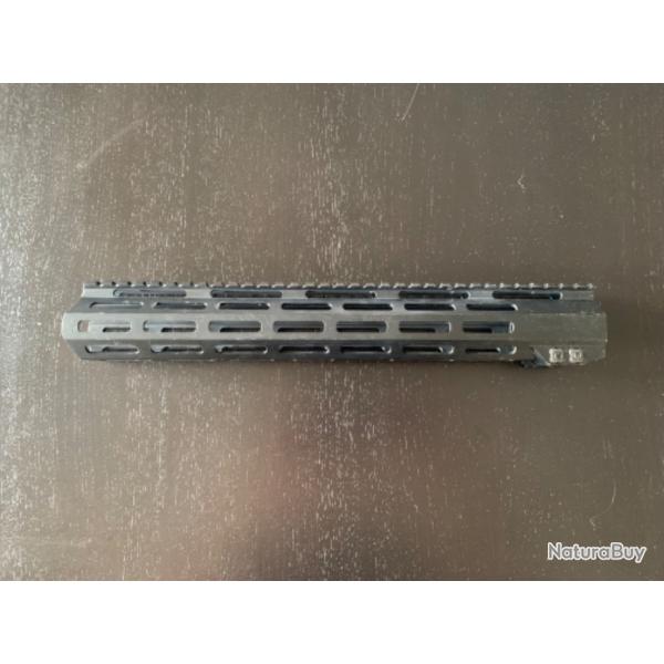 Garde main Ar-15 Mlok 14pouces