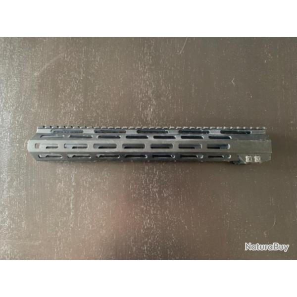 Garde main Ar-15 Mlok 14pouces