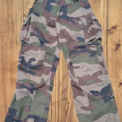 Pantalon de combat T4 S2   Taille 38/42 civile française