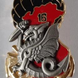 Insigne du 8e RPIMa - Parachutiste infanterie de marine. 2ème Compagnie.  Superbe.