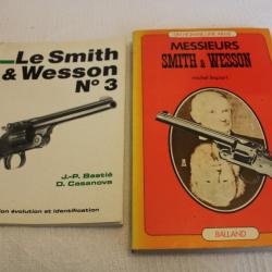 Lot 2 livres Smith & Wesson