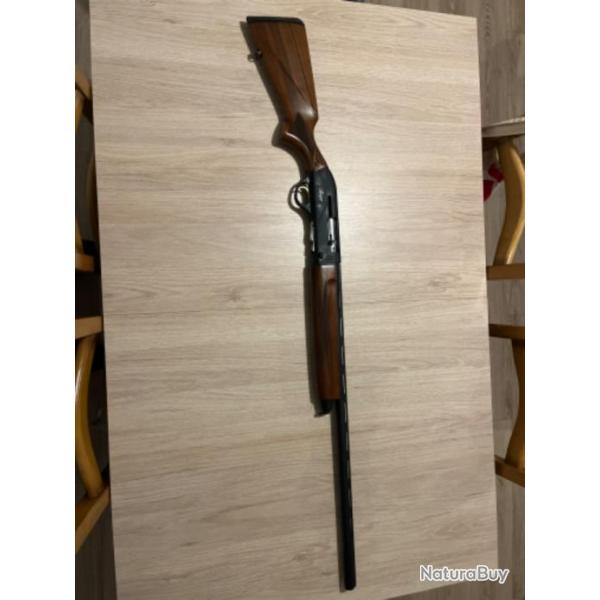 Fusil semi automatique luger Hatsan 12/76