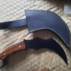 Couteau Karambit Lame Acier Carbone