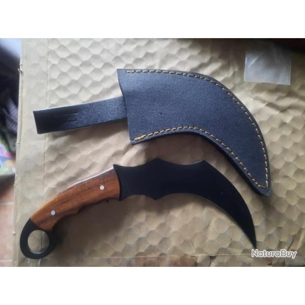 Couteau Karambit Lame Acier Carbone