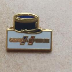 PINS GENDARMERIE NATIONALE BLASON KEPI