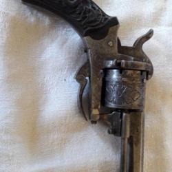 pistolet a broche