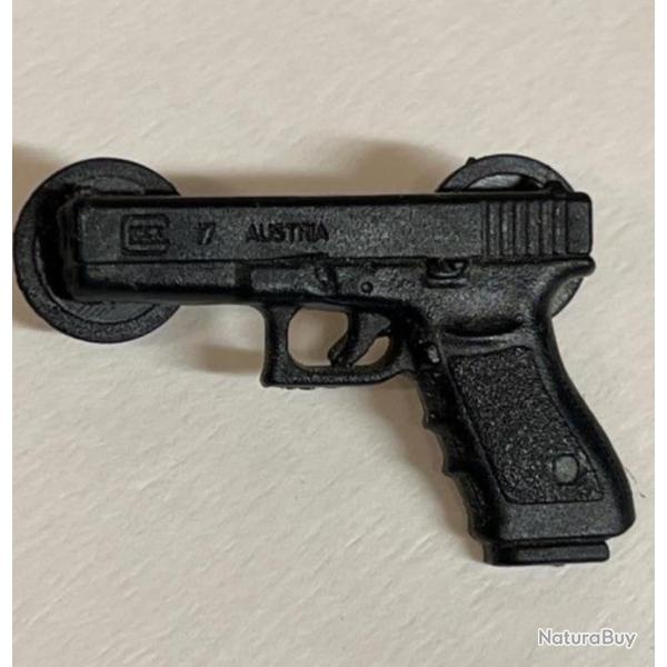 Pin's GLOCK 17 de chez GLOCK