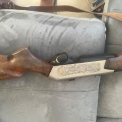 Vend carabine semi-automatique browning calibre 300