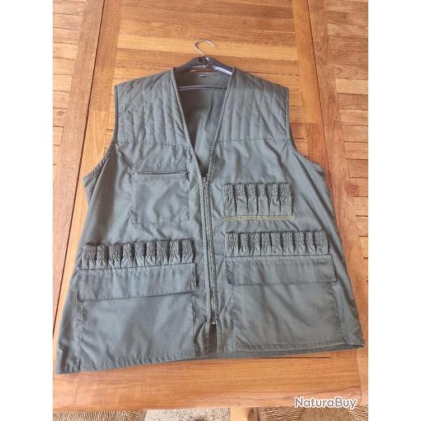 Gilet de chasse avec porte cartouches et poche gibecire