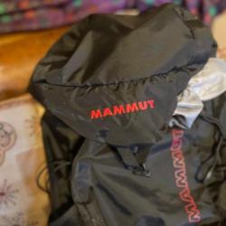 sac a dos de rando  28 L de marque MAMMUT