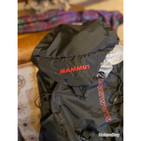 sac a dos de rando  28 L de marque MAMMUT