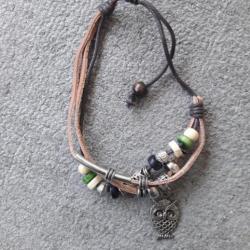 Bracelet cuir et perles folk ART Rares faits main Chasse Pêcheur Nature Aventure BIKER , artisanal